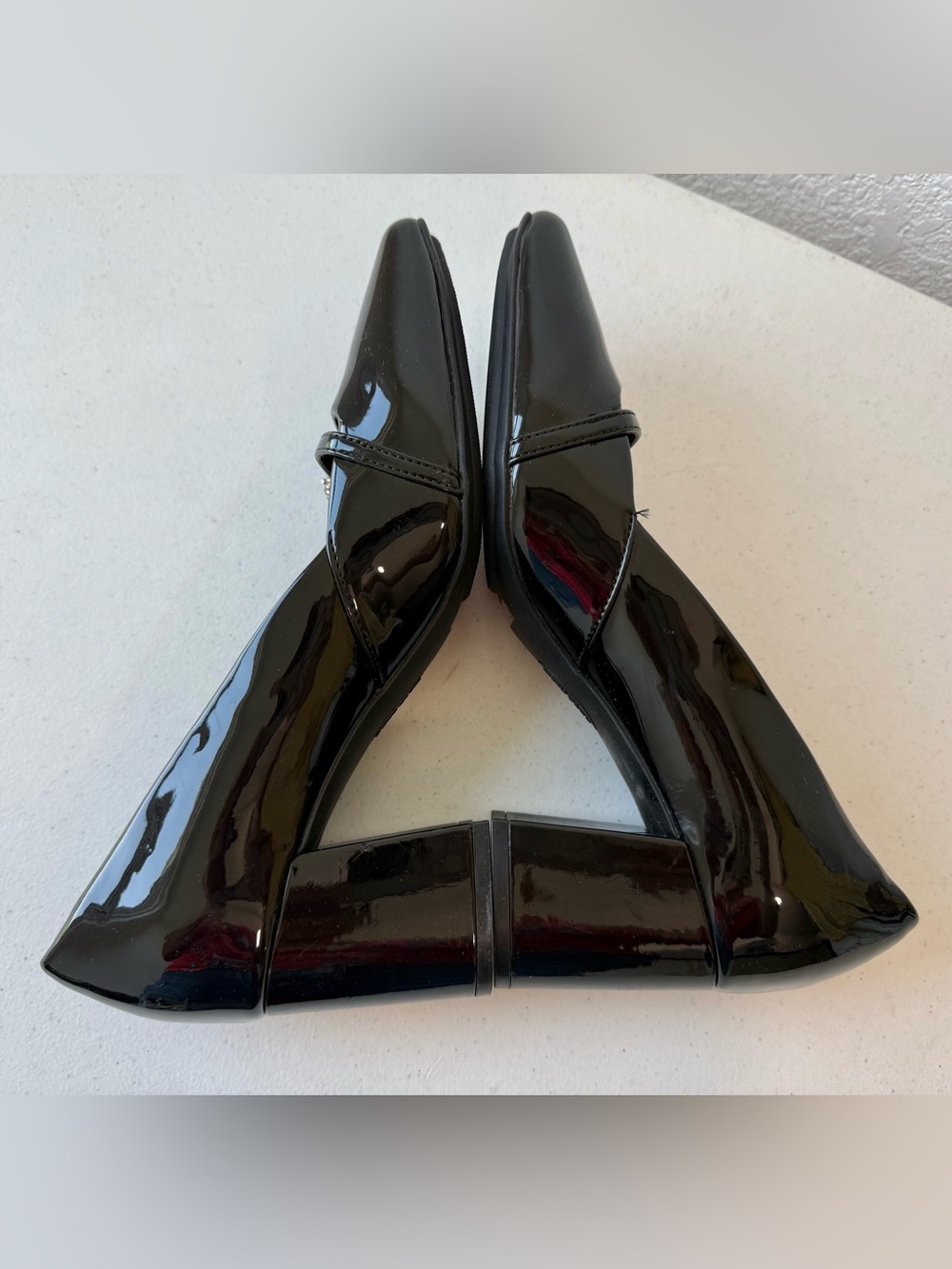 Anne Klein "Lexington" Black Patent Leather Block Heel - Picture 7 of 11